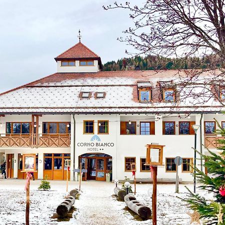 Hotel Corno Bianco Nova Ponente Dış mekan fotoğraf